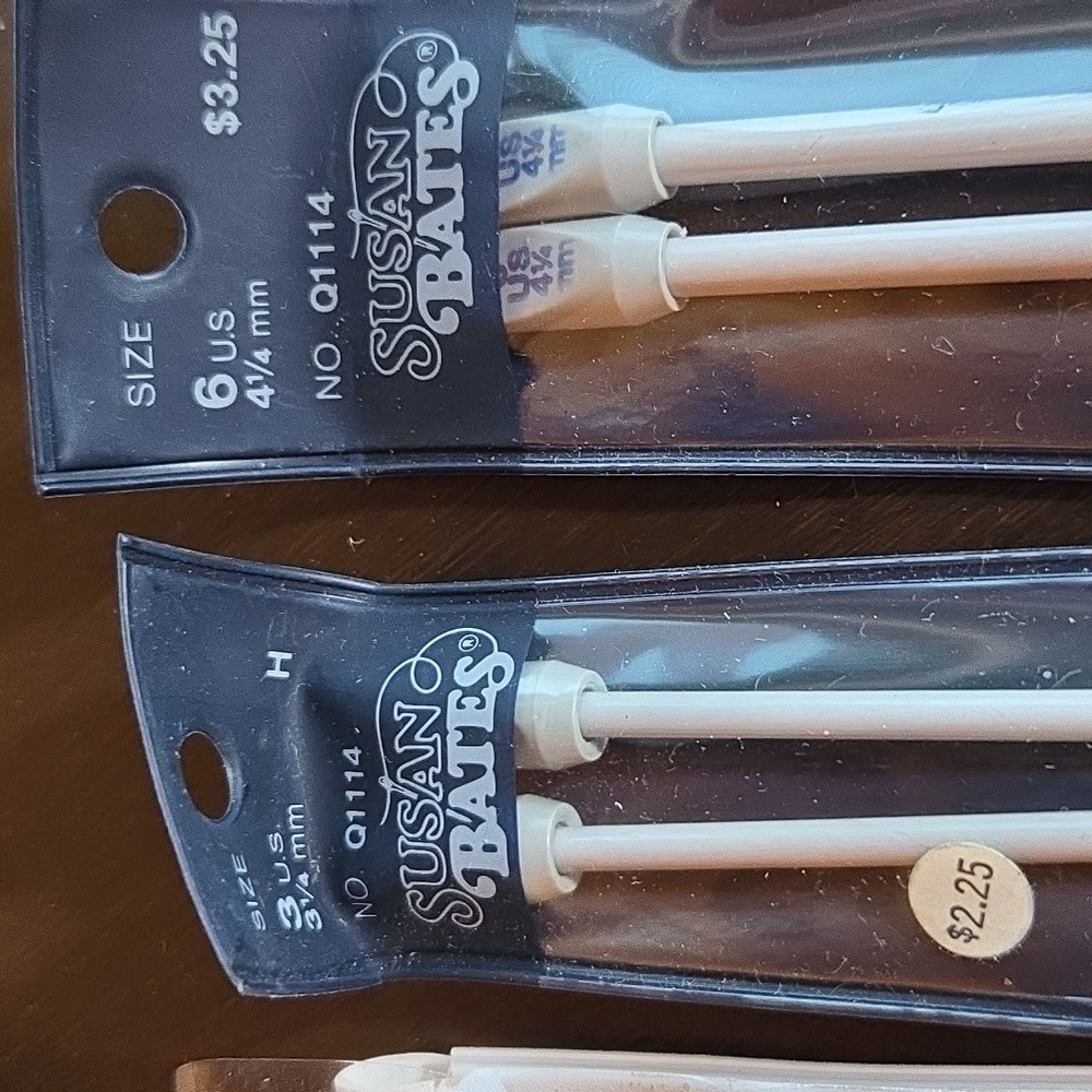 Knitting Needle Bundle - Picture 4 of 5